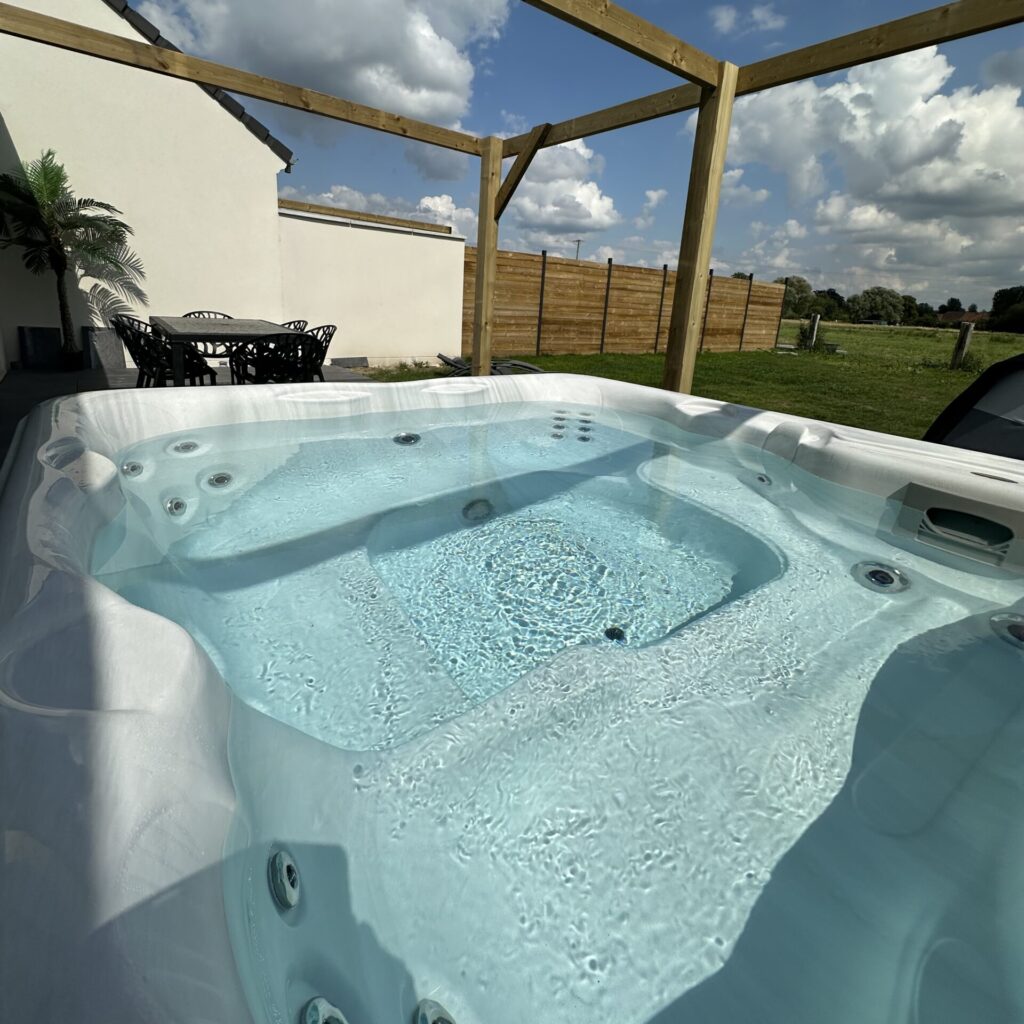 jacuzzi eden forest and spa saint amand les eaux